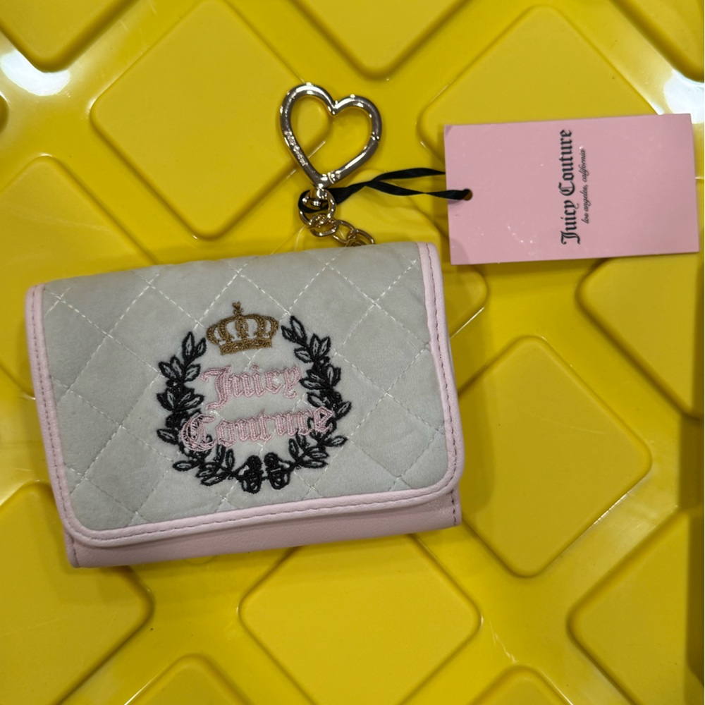 Juicy Couture Quilted Wallet Heart Keychain ROYAL COUTURE DOUBLE SIDED TRIFOLD